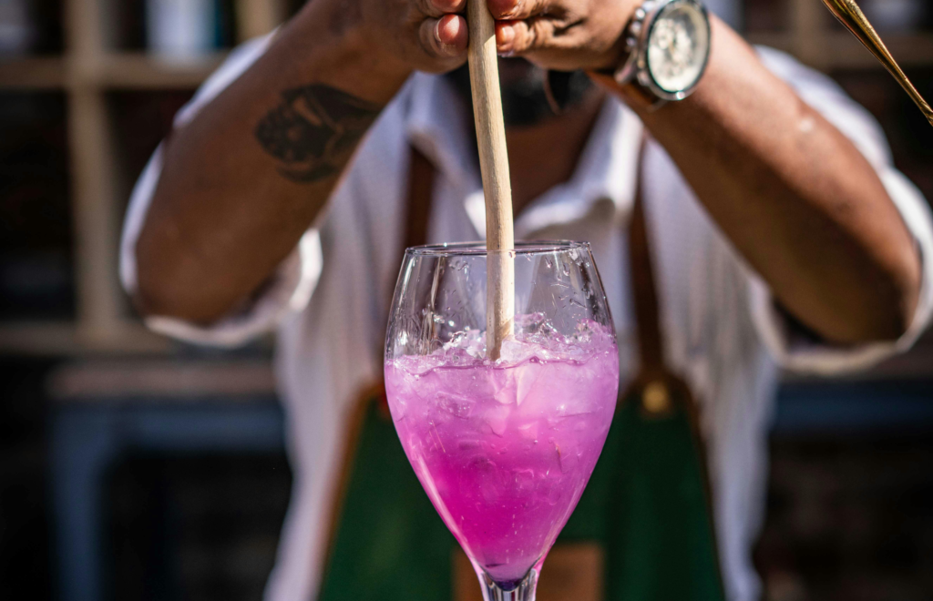 professional-bartender